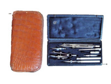 Ancienne boite compas SL Paris