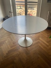 table knoll tulip Saarinen