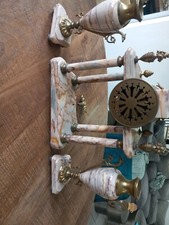 Horloge ancienne style Louis XVI,  de marbre rose et Bronze 