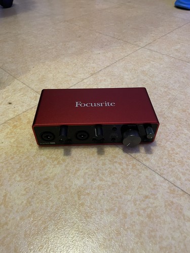 Focusrite scarlett 2i2 - 2i2, 3ème