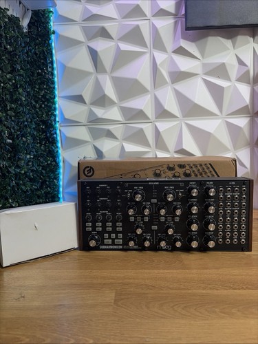 Moog subharmonicon - moog,