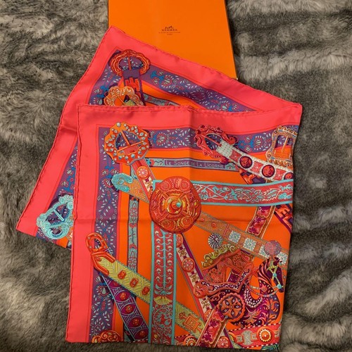 Hermes carre silk - scarf, le
