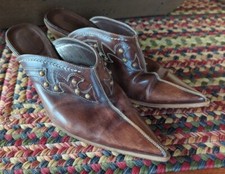 Nero Giardini Brown Slip on Pointy Toe Mule Size 38 Italy Distressed Brown 