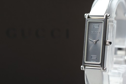 Comme neuve avec - [n,