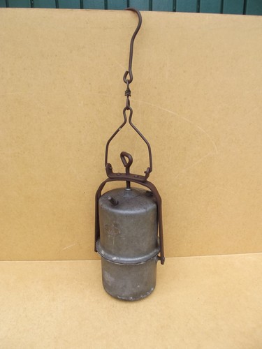 Ancienne lampe carbure de - à,