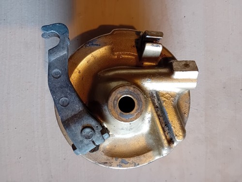 Flasque frein avant honda - de,