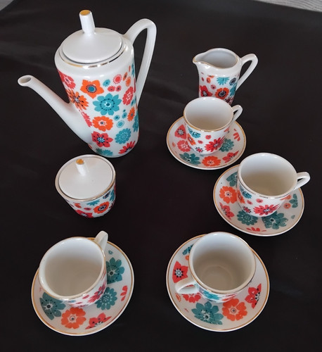 Dinette ancien service - /,