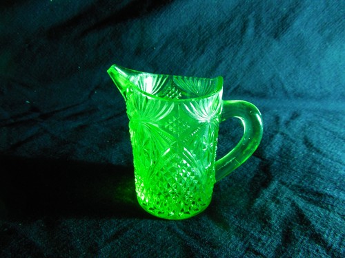 Ancien pot lait ouraline - ancien,