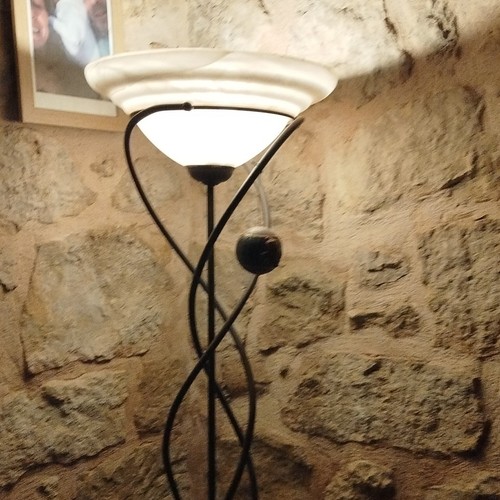 Lampadaire intérieur sur pied
