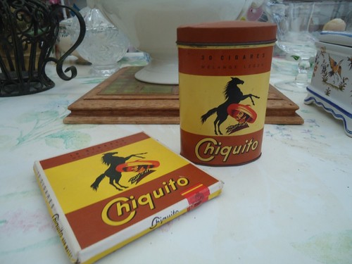 Ancienne boite tole - ancienne,