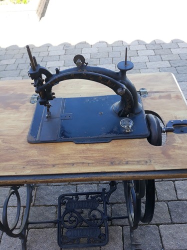 Ancienne machine coudre - ancienne, a