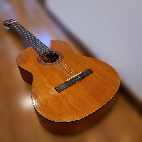 Guitare classique vintage