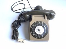 Ancien Téléphone à Cadran