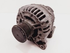 ALTERNATEUR Audi A1 (8X1/8XK) Hatchback 3-drs 1.6 TDI 16V (CAYC) 2011 03L903023