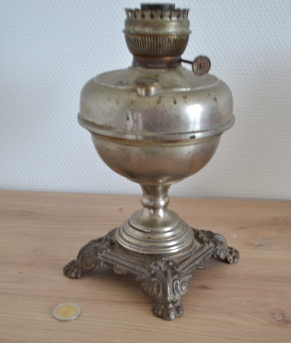 Belle lampe pétrole - belle, à