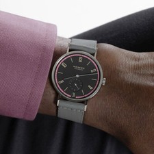 Nomos verrerie tangente 38