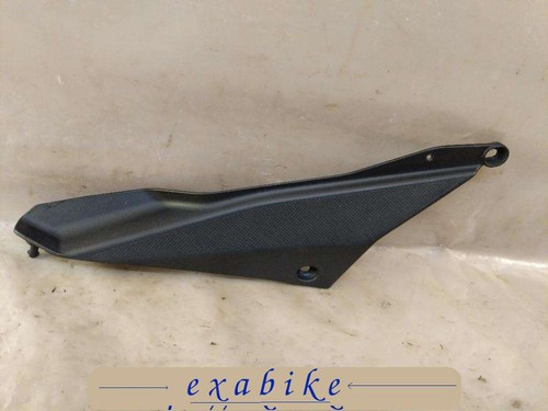 Cache lateral droit pour - droit, derbi