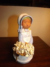 Vintage Handmade Fullar Lavante Made in Spain Girl Figurine w/Flowers w/Tag