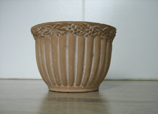 Petit Cache Pot en Terre Cuite