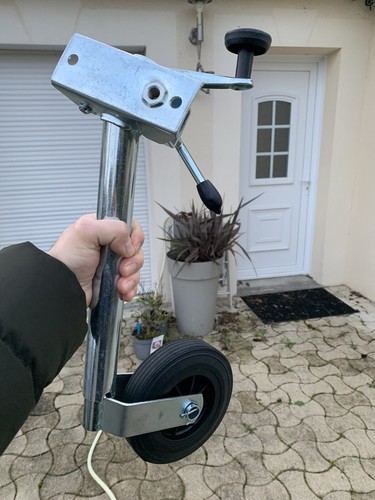 Roue jockey pour