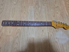 Fender japan Stratocaster neck rose E serial