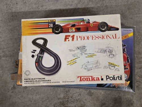 Circuit électrique - , f1