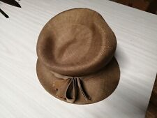 AR1- Joli chapeau de femme