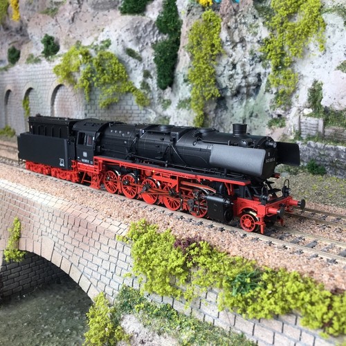 Locomotive 043 087 - br, db