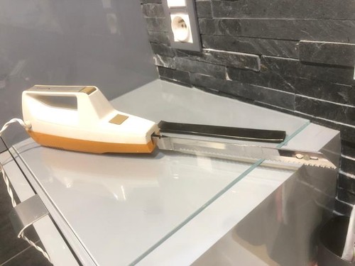 Couteau électrique trancheur