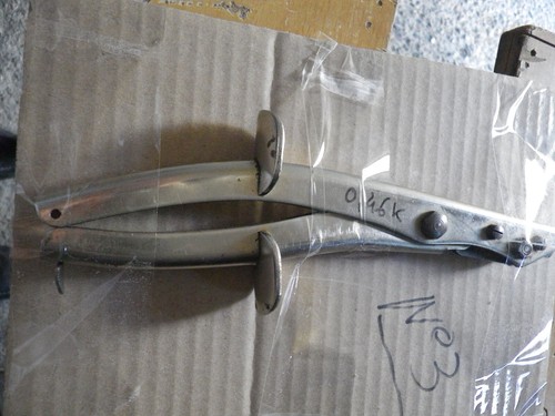 Pince grignoteuse carrossier