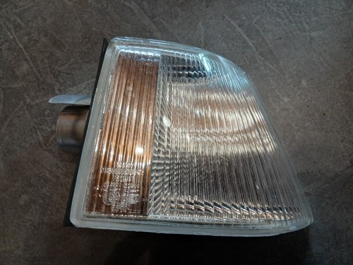 Clignotant avant droit renault - clignotant,