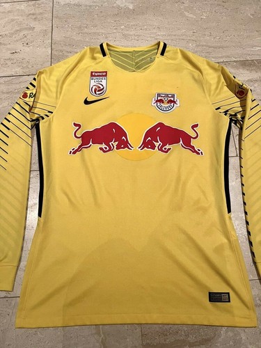 Red bull salzburg 30 - red,