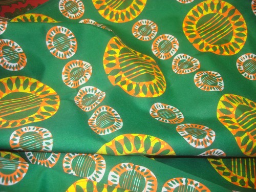 Tissu africain fond vert 120 - vert,
