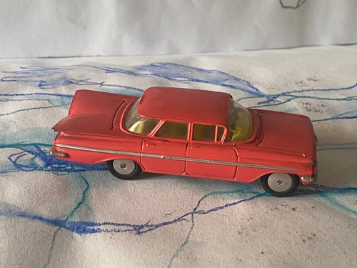 Corgi toys chevrolet impala - toys,