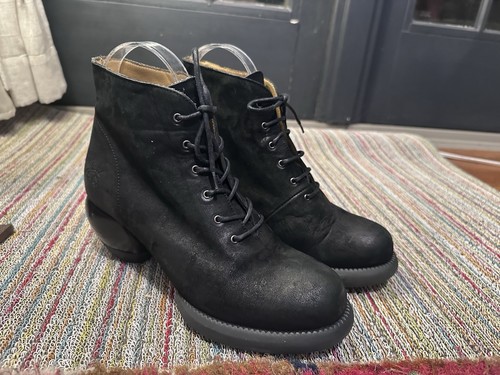 Fluevog nearly new groovy - fluevog, go