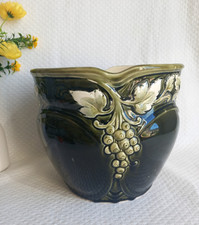 Cache-pot ancien en barbotine