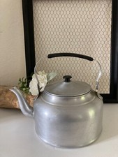824⚜️ Antique Large Aluminum Kettle 26cm Diamond Vintage