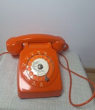 Téléphone À Cadran Vintage