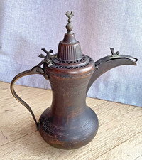 Très ancienne cafetière /
