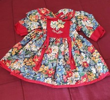 Vêtement vintage pour poupée