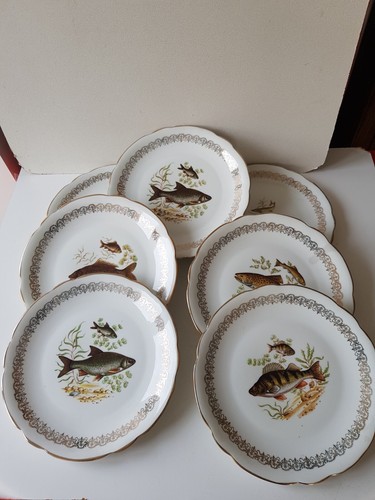 Lot assiettes à poisson - 7,