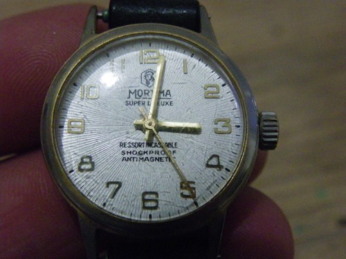 Montre mécanique ancienne - montre,