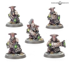 Warhammer Age Of Sigmar: Helsmiths Of Hashut Infernal Razors PREORDER  11/1/25