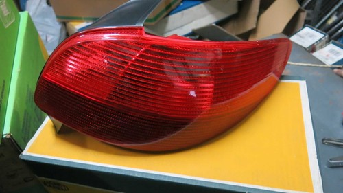 Peugeot 206 right tailight - peugeot,