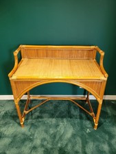 Bureau en bambou et rotin