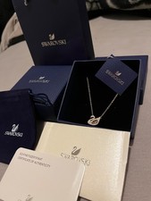 collier swarovski cygne rose
