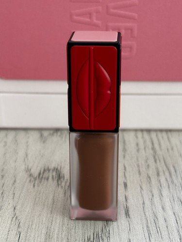 Make forever artist - up, liquid