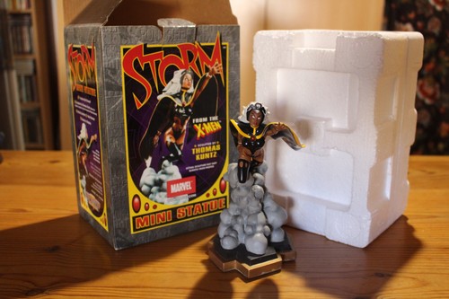 Mini statue storm - storm, (tornade)