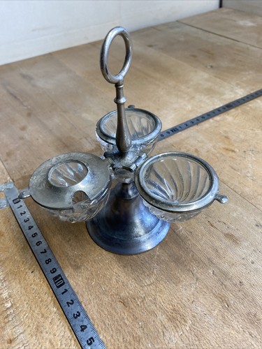 Ancien outil - ,