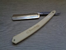 COUPE CHOU RASOIR VIDE SONNANT